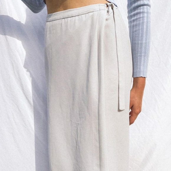 Oak & Fort Wrap Skirt - Picture 2 of 3